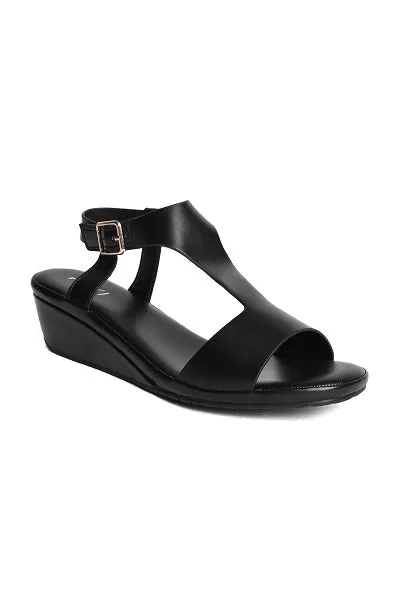 01-3586  Wedge Sandal