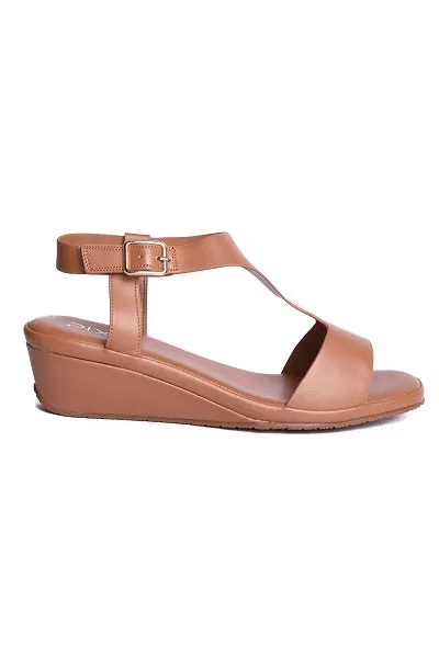 01-3586  Wedge Sandal