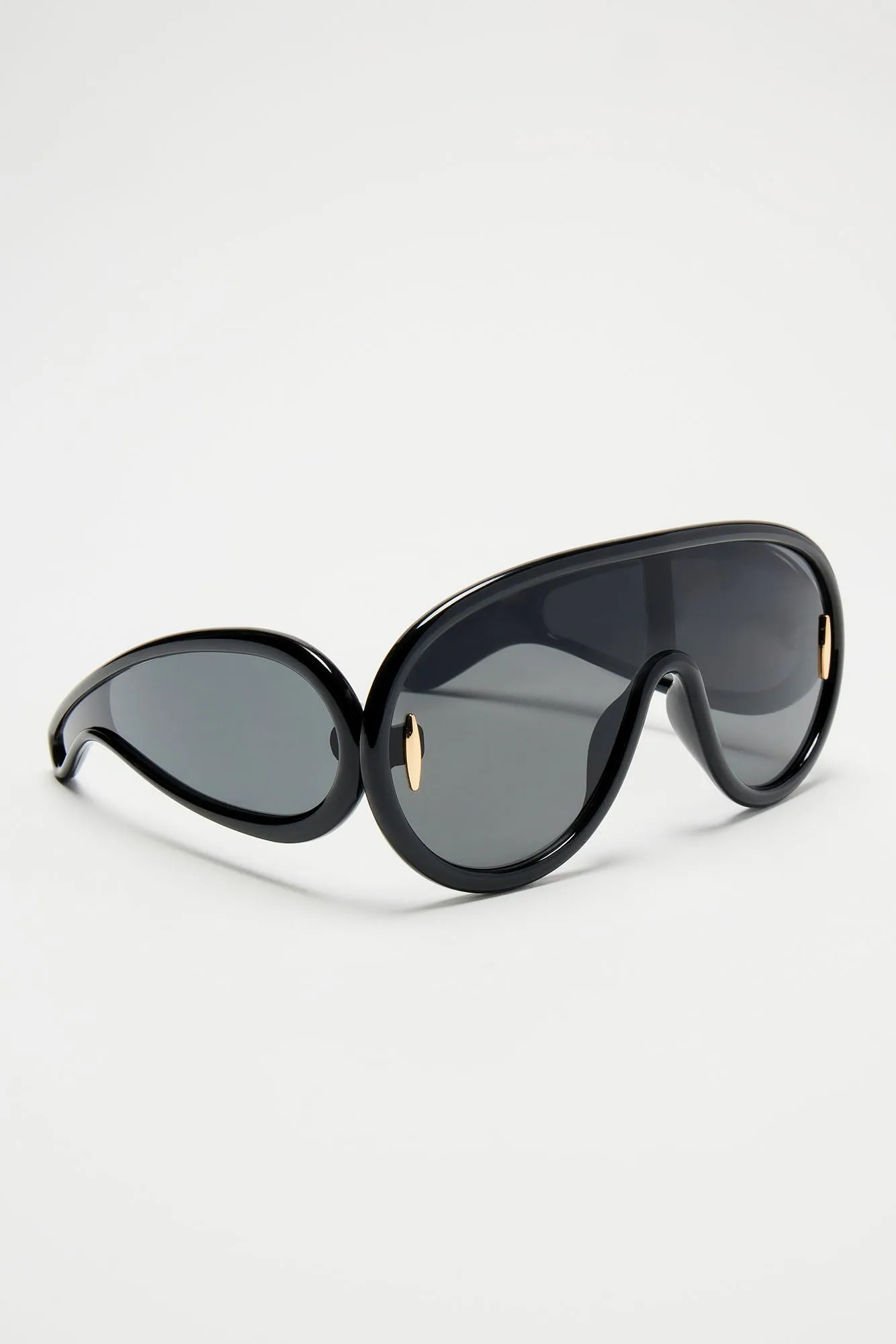 Frozen Presence Sunglasses - Black/Smoke