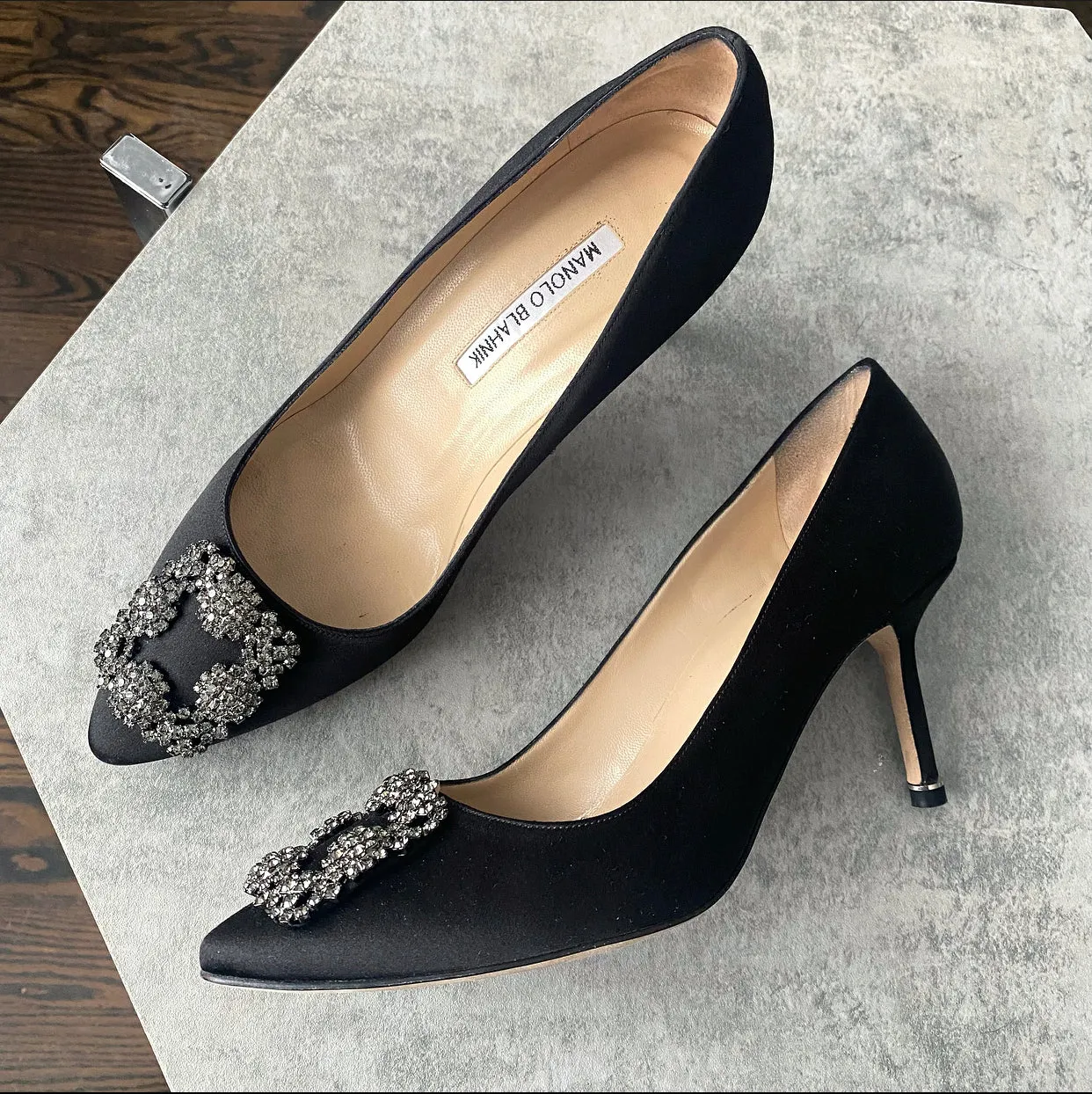 Manolo Blahnik Black Satin Hangisi Crystal 80mm Pumps - 38