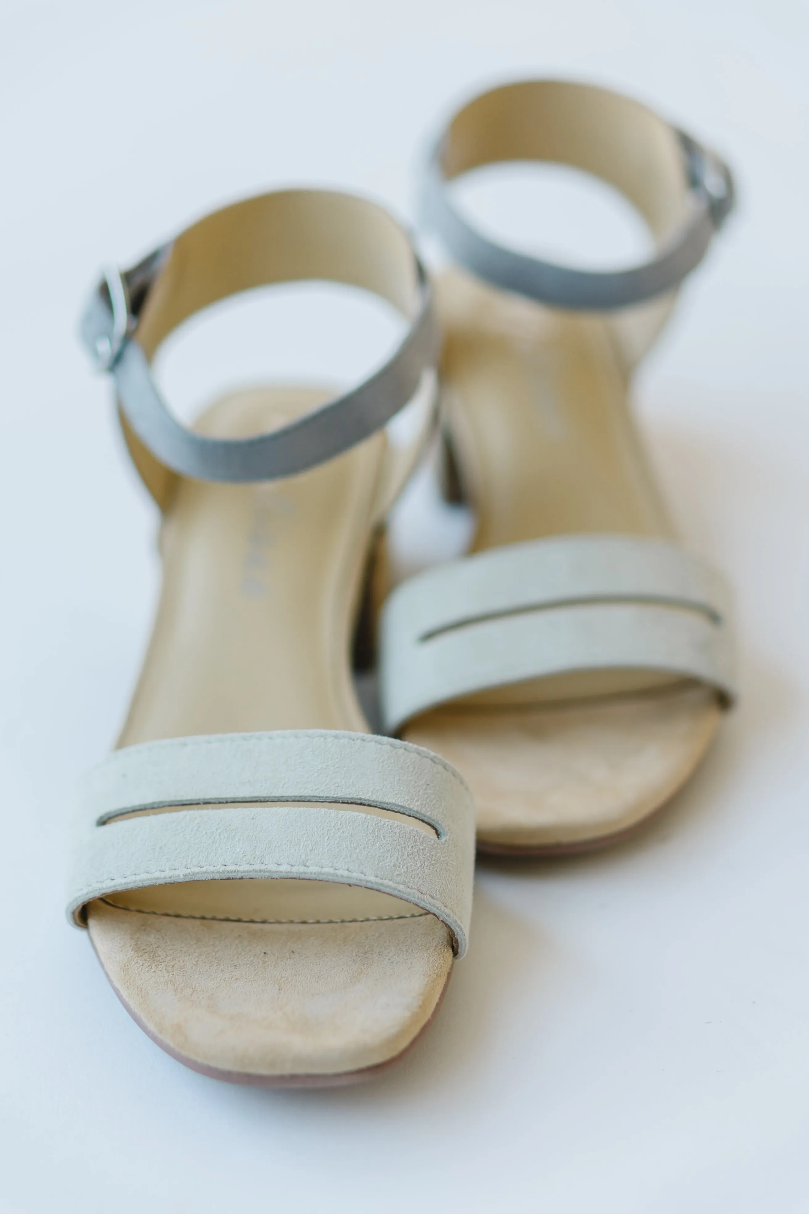 Matisse: Allie Heel in Smoke   Ivory