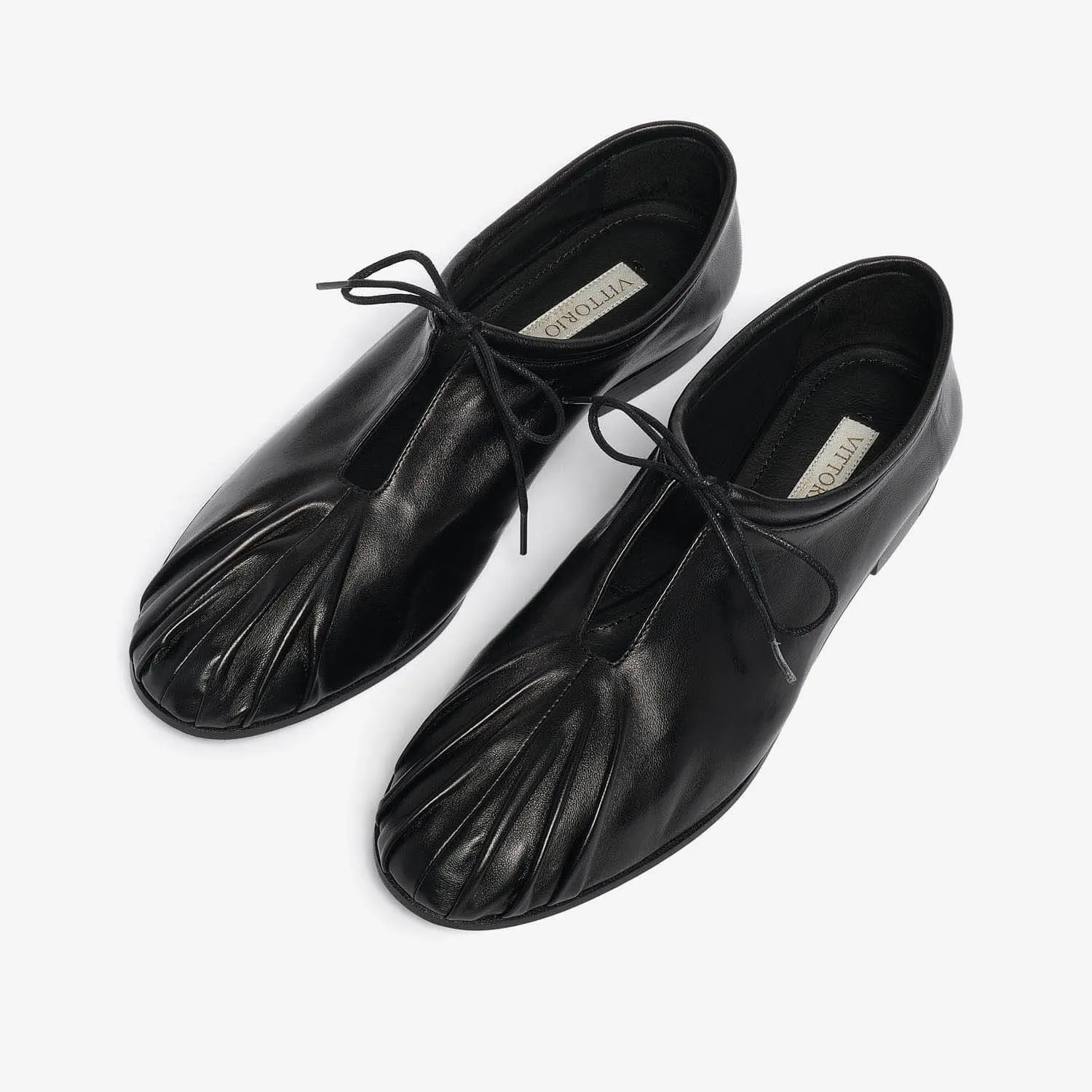 Women's leather ballet flat